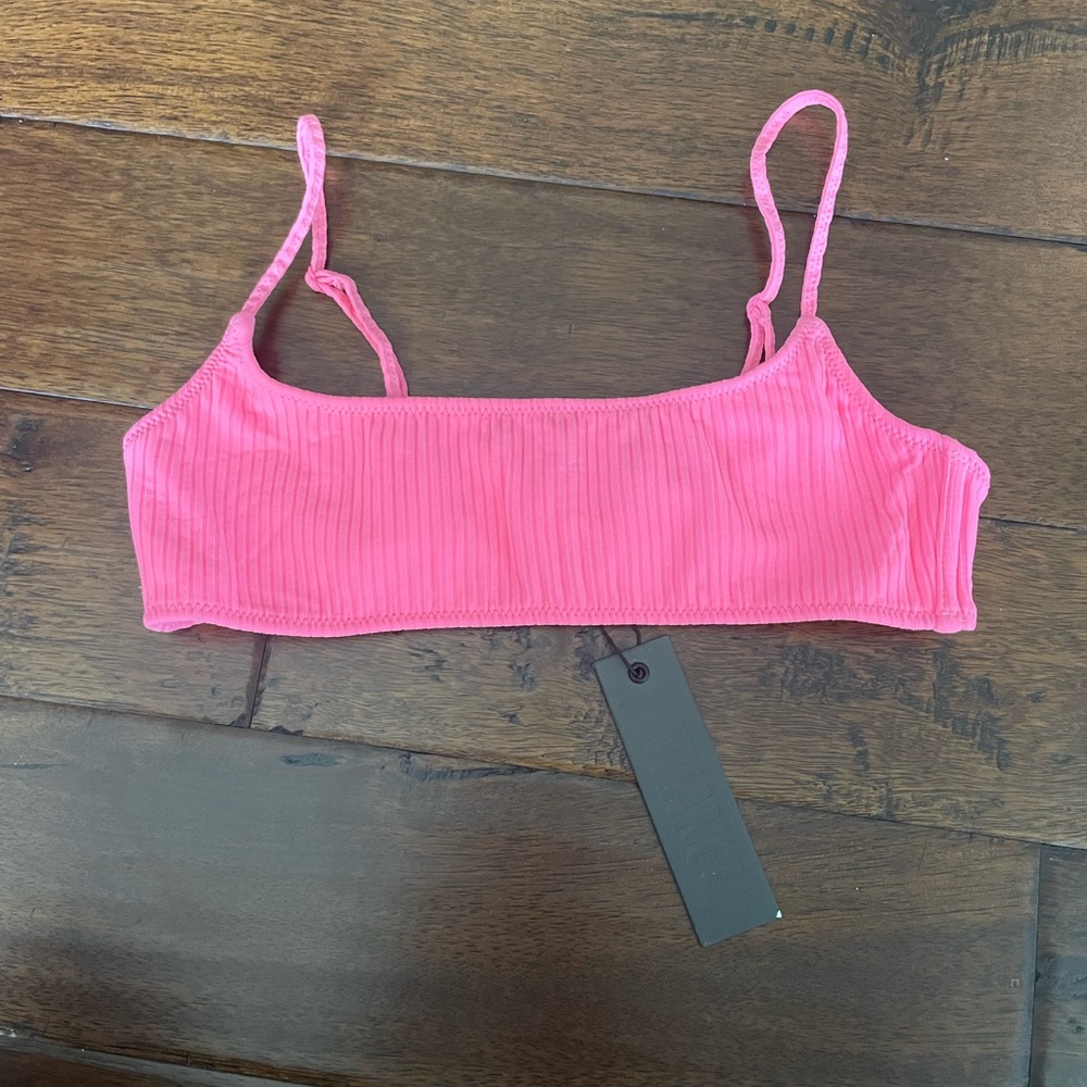TRIANGL SWIMWEAR DANDY CANDY BIKINI TOP! (Size small)